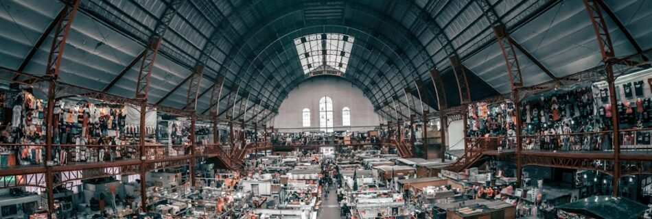 Photo Real Estate Market